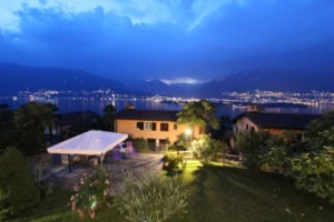 lago maggiore nachtstimmung aussicht san nazzaro ferienwohnung tessin