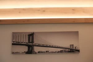 Moderne Wanddekoration im Ferienapartment in San Nazzaro am Lago Maggiore